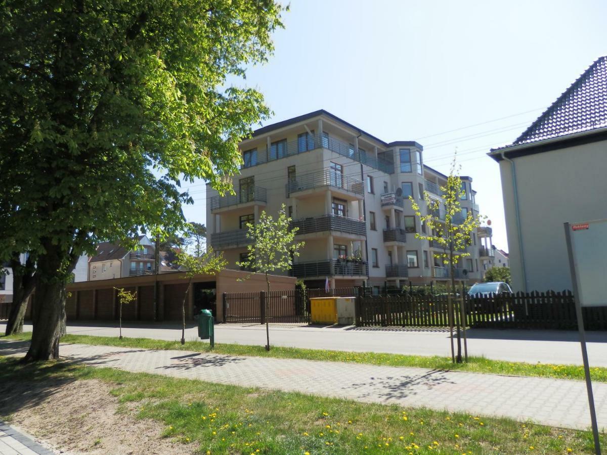 Apartament Maja Dziwnów Exteriör bild